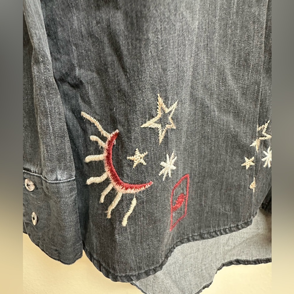 NWT Johnny Was Astraea Denim Shirt Eye Moon - Picture 4 of 8